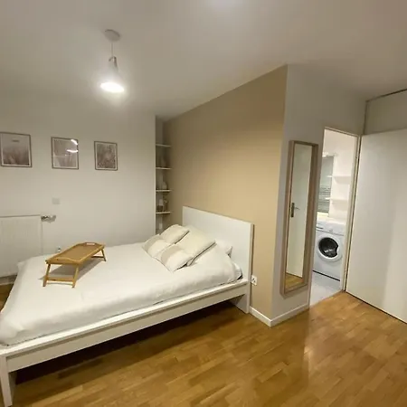 Cosy A 10 Min De Paris 아파트